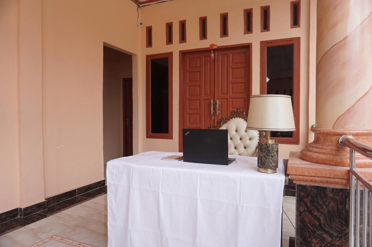 Oyo 2635 Ramos Inn Sinapuran Exteriér fotografie