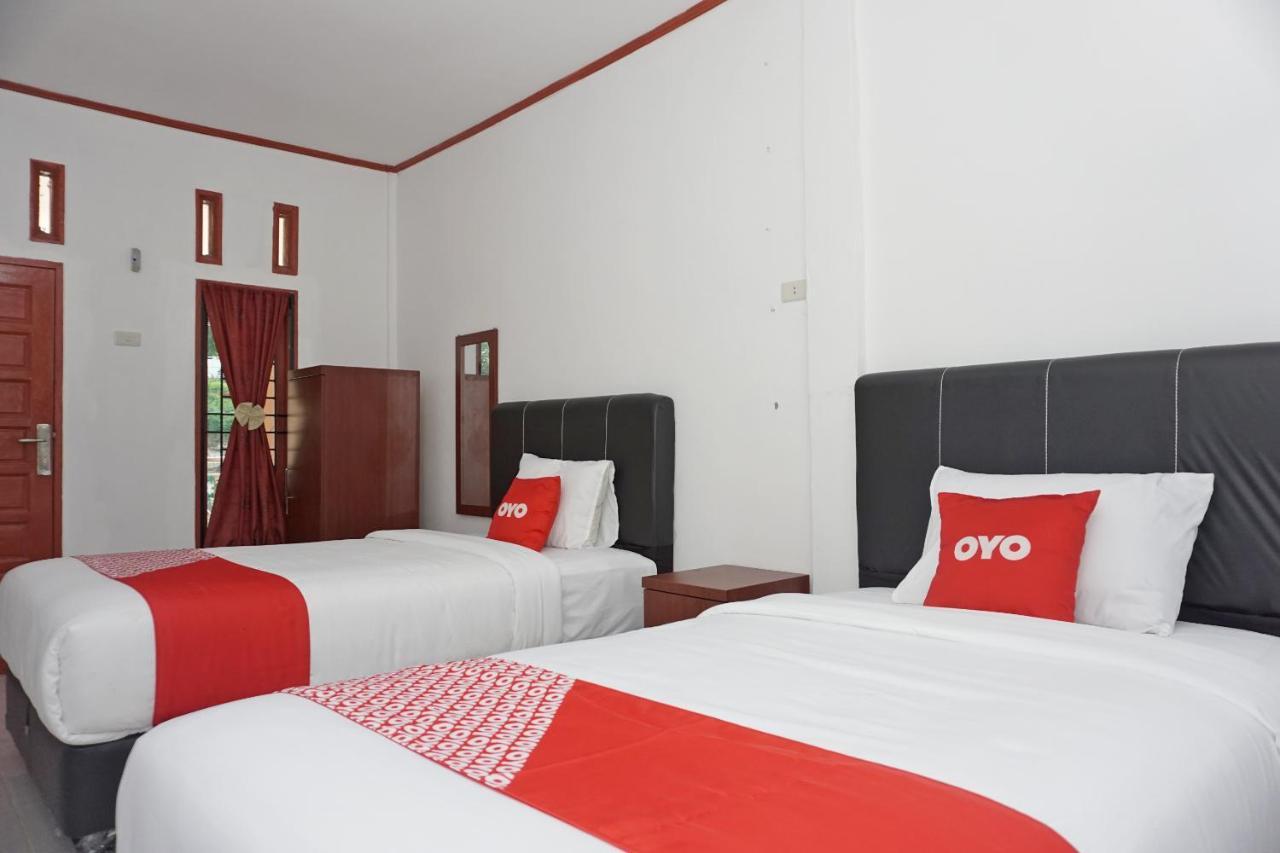 Oyo 2635 Ramos Inn Sinapuran Exteriér fotografie