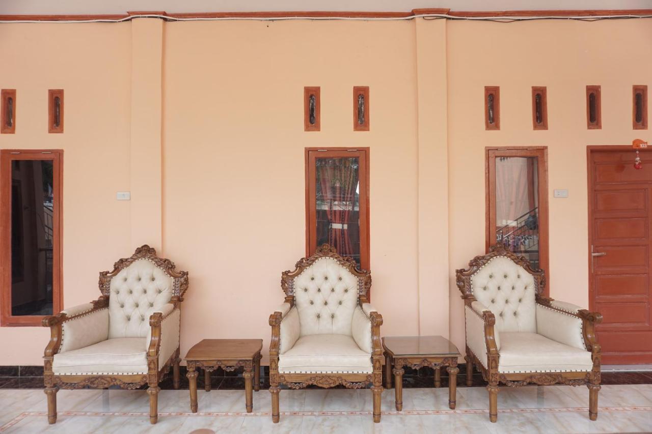 Oyo 2635 Ramos Inn Sinapuran Exteriér fotografie